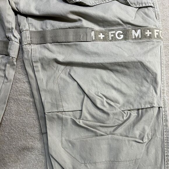 Marithe Francois Girbaud Cargo Pants Mens Size 42 Beige Adjustable Straps Y2K - Picture 9 of 16